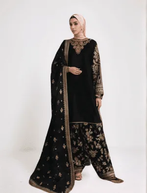 Black Luxe Charm