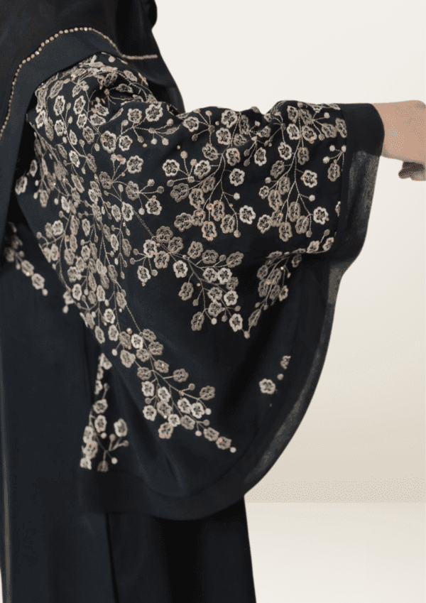 Noir Blossom Abaya